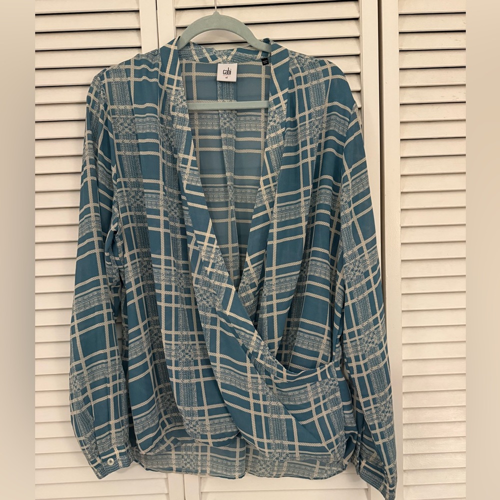 CAbi Teal and White Patterned Blouse XL